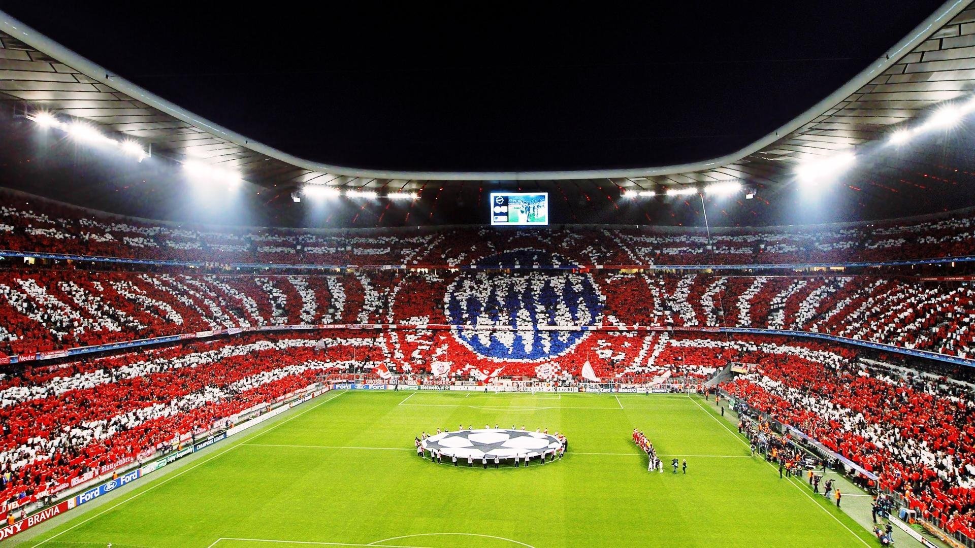 在线体育博彩-英超热刺高歌猛进，梅西主帅命悬一线—足坛冰火两重天，英超热刺高歌猛进，梅西主帅命悬一线—足坛冰火两重天